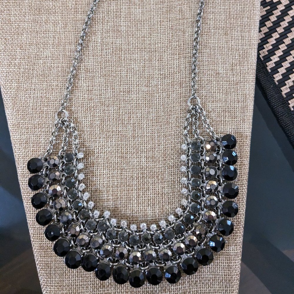 Women's Fashion Statement Necklace